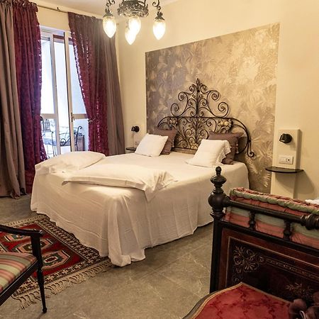 Fiordiloto B&B 4 Stars Алба Екстериор снимка